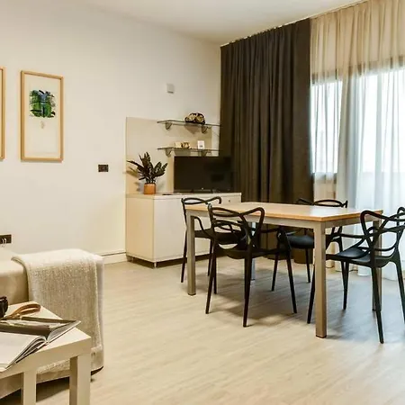 Cristoforo Colombo Hotel apartamentowy 4*